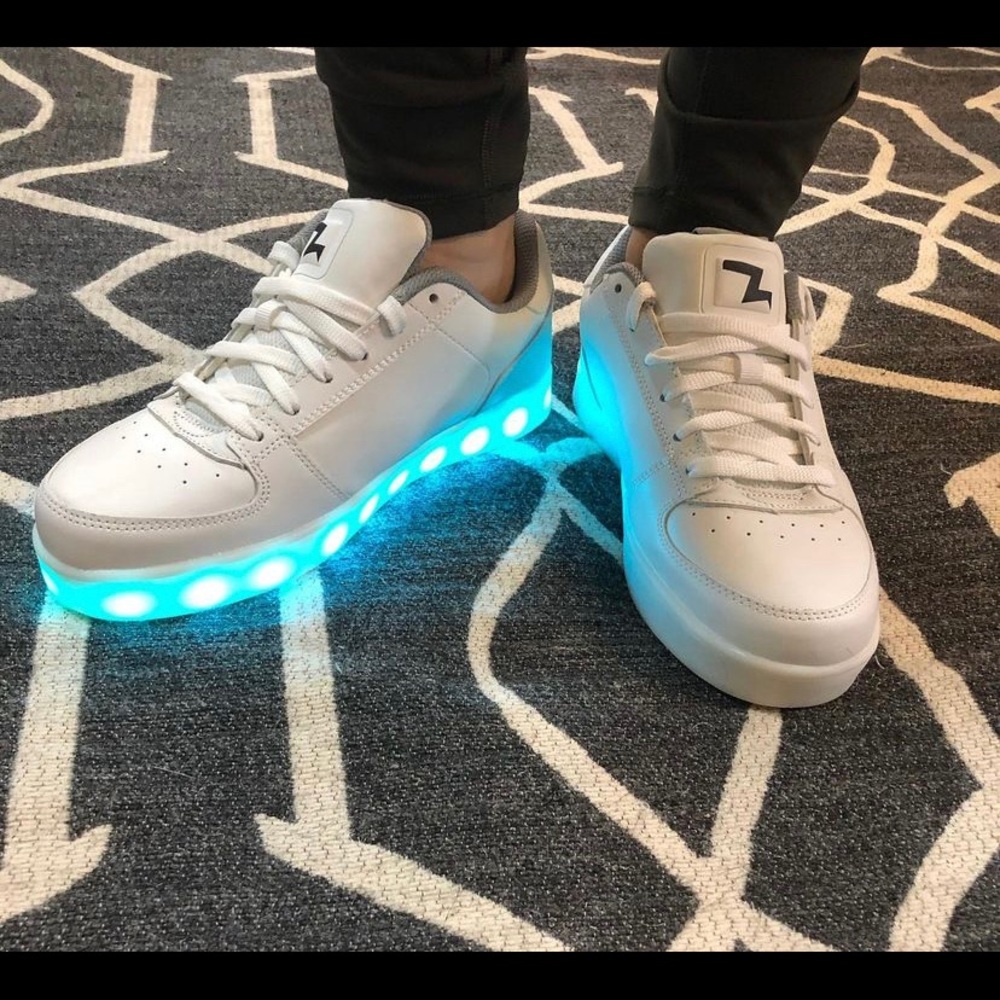 Unisex Light Up Sketchers